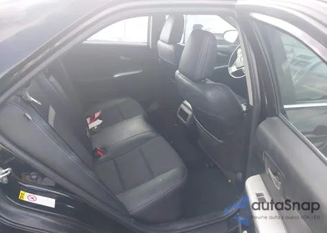 2013 Toyota Camry Se z USA, uszkodzony, nr VIN 4T1BF1FK1DU268183